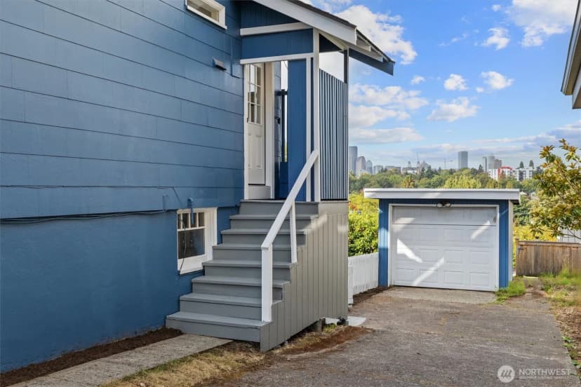 Property photo for 1111 31st Avenue, Seattle photo 33