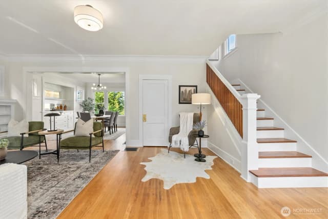 Property photo for 1111 31st Avenue, Seattle photo 3