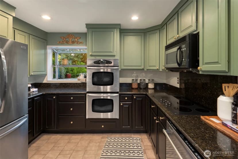 Property photo for 10727 Ne 187th Street, Bothell photo 16