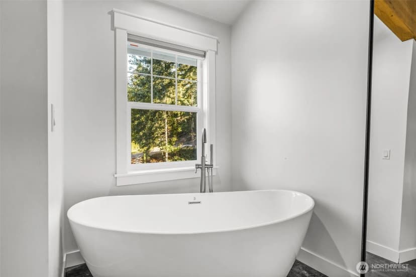 Property photo for 8102 64th Street Ct Nw, Gig Harbor photo 18