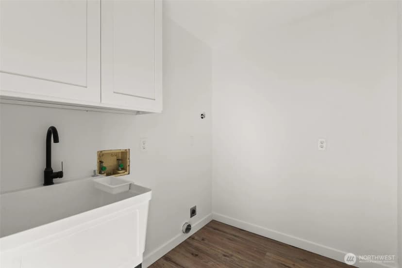 Property photo for 198 Raymond South Bend Road, Raymond photo 30