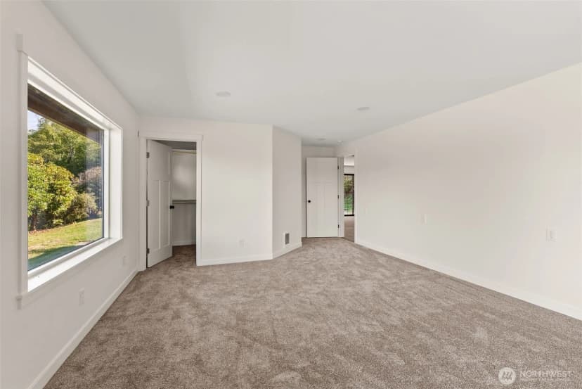 Property photo for 198 Raymond South Bend Road, Raymond photo 27