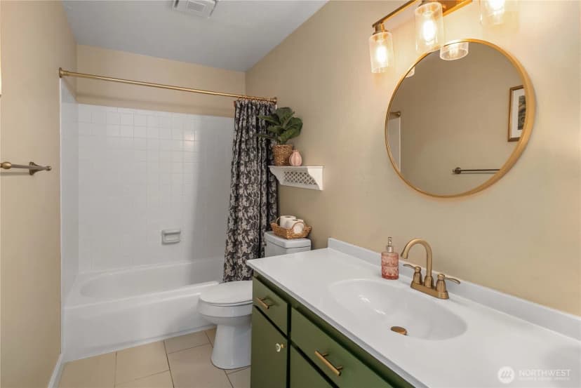 Property photo for 2323 Oakes Avenue, Everett photo 18