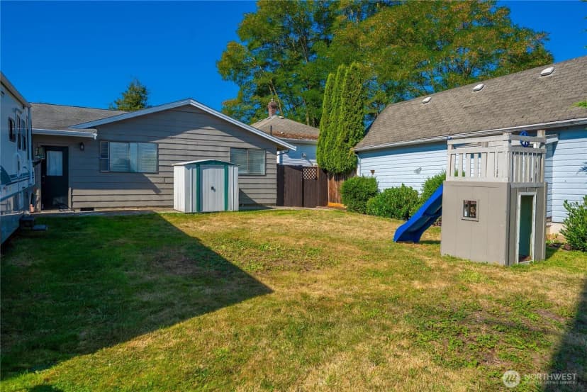 Property photo for 2323 Oakes Avenue, Everett photo 24