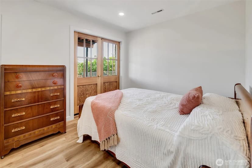 Property photo for 9804 63rd Avenue S, Seattle photo 30