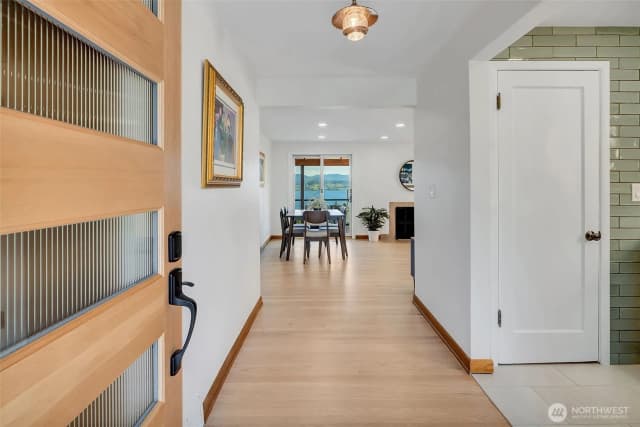 Property photo for 9804 63rd Avenue S, Seattle photo 4