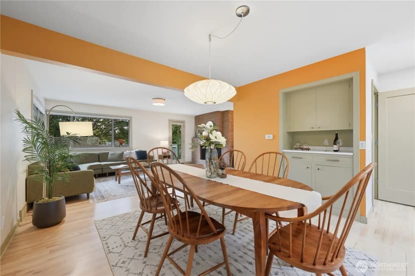 Property photo for 8533 Burke Avenue N, Seattle photo 8