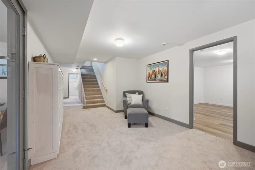 Property photo for 8533 Burke Avenue N, Seattle photo 26
