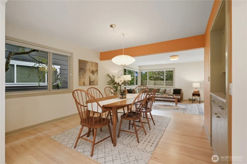 Property photo for 8533 Burke Avenue N, Seattle photo 7