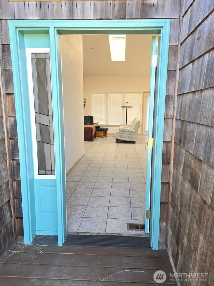 Property photo for 30100 H Street, Ocean Park photo 3