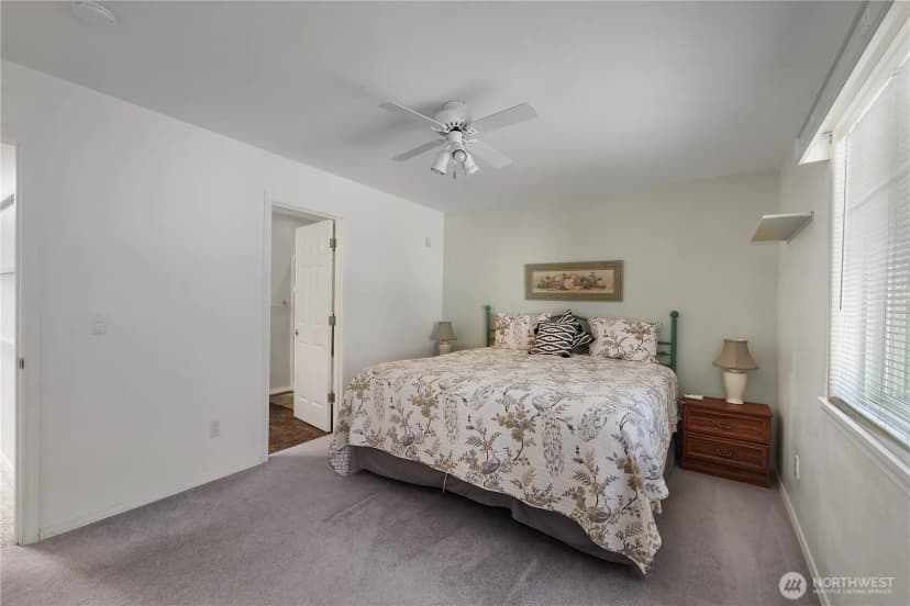 Property photo for 320 E Ballantrae Drive, Shelton photo 20