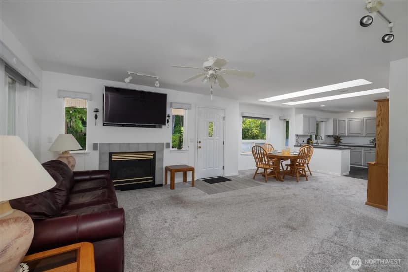 Property photo for 320 E Ballantrae Drive, Shelton photo 8