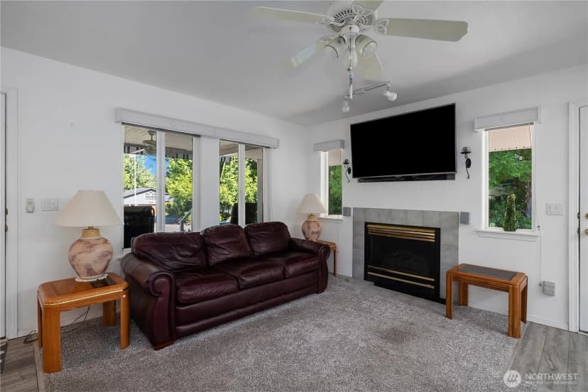 Property photo for 320 E Ballantrae Drive, Shelton photo 10