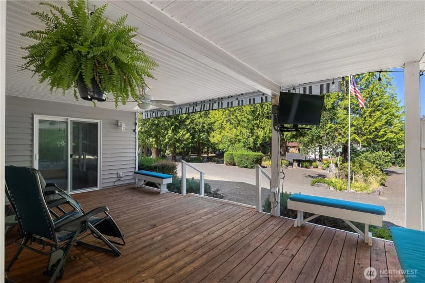 Property photo for 320 E Ballantrae Drive, Shelton photo 7