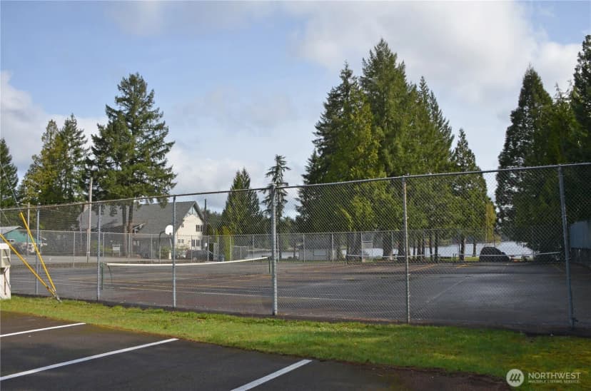 Property photo for 320 E Ballantrae Drive, Shelton photo 37