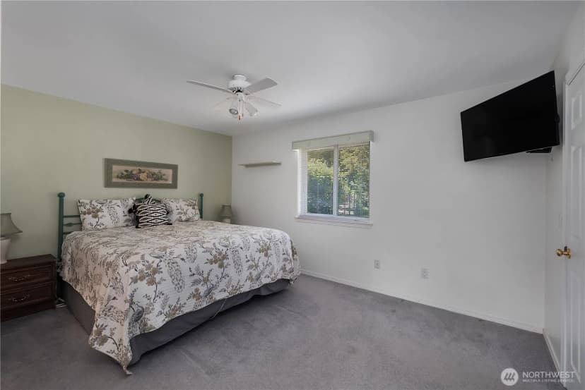 Property photo for 320 E Ballantrae Drive, Shelton photo 19