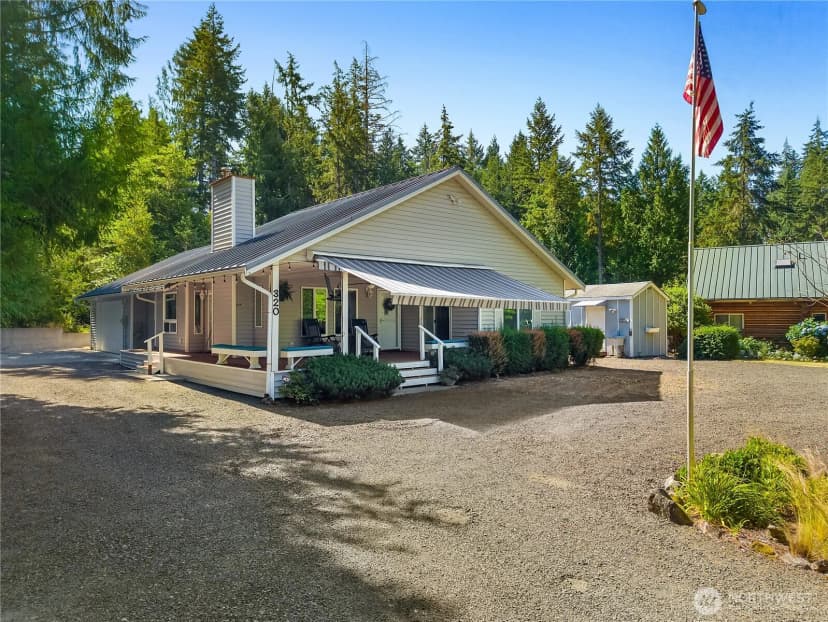 Property photo for 320 E Ballantrae Drive, Shelton photo 30