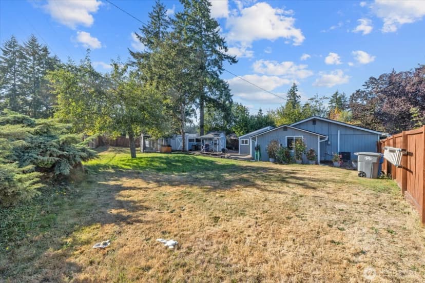 Property photo for 15852 B Street E, Tacoma photo 36