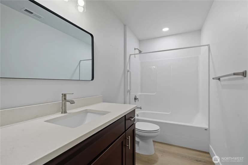 Property photo for 6 N Olympia Street, Kennewick photo 13