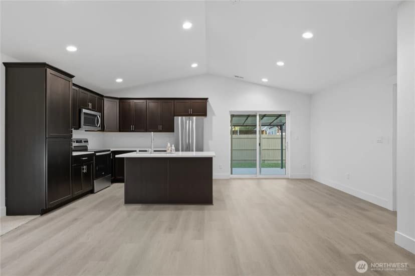 Property photo for 6 N Olympia Street, Kennewick photo 6