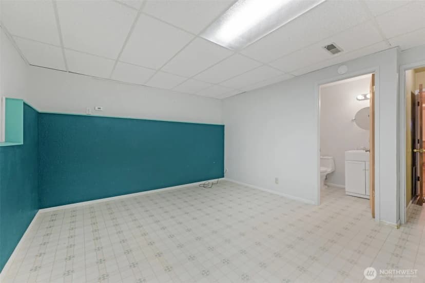 Property photo for 3975 Fischer Park Avenue Ne, Bremerton photo 16