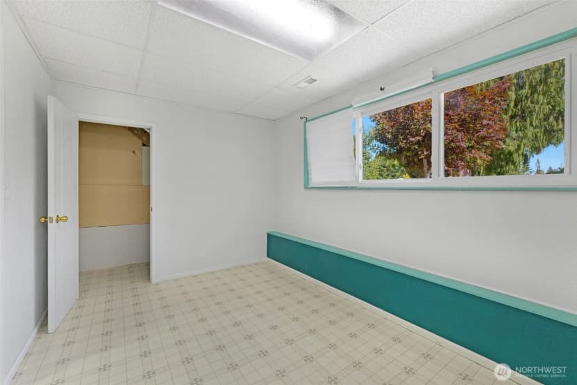 Property photo for 3975 Fischer Park Avenue Ne, Bremerton photo 18