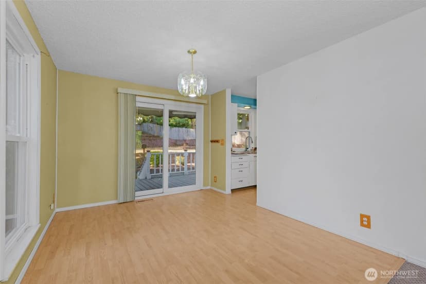 Property photo for 3975 Fischer Park Avenue Ne, Bremerton photo 12