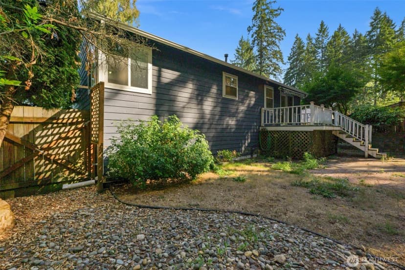 Property photo for 3975 Fischer Park Avenue Ne, Bremerton photo 31