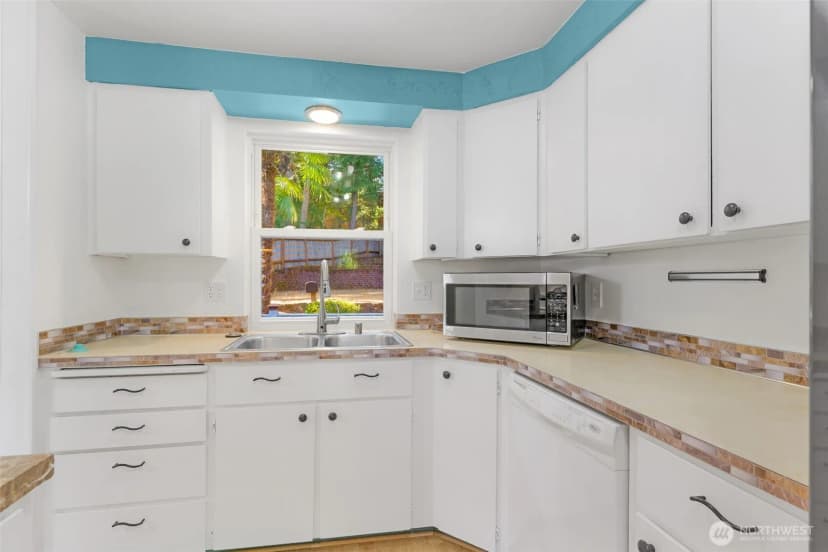 Property photo for 3975 Fischer Park Avenue Ne, Bremerton photo 7