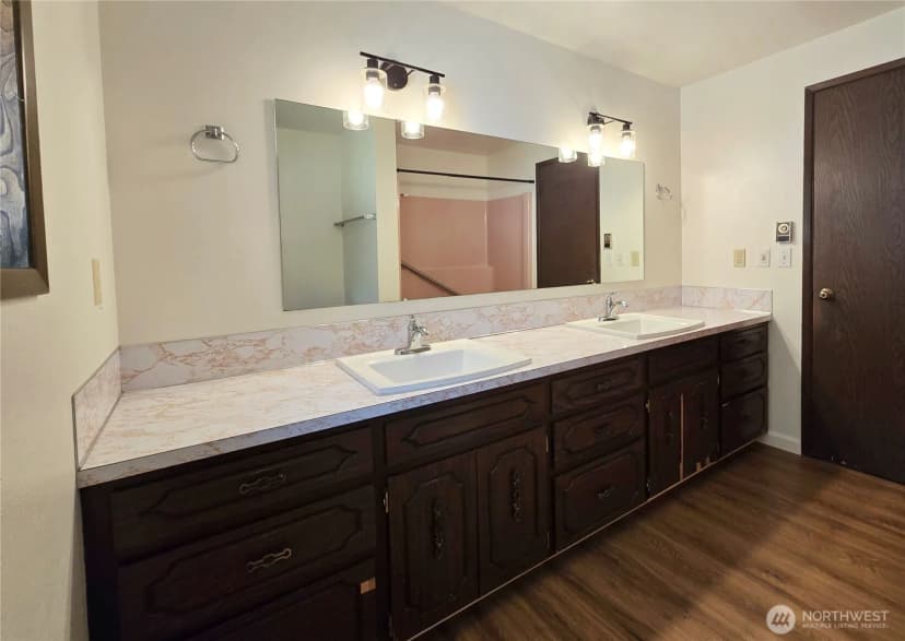 Property photo for 631 Brower Street, Forks photo 13