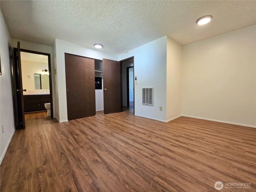 Property photo for 631 Brower Street, Forks photo 12