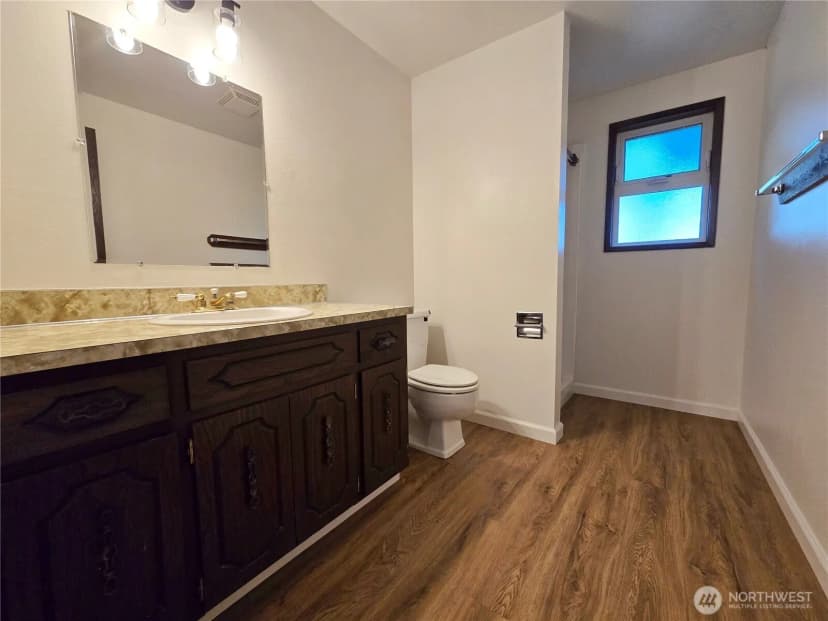 Property photo for 631 Brower Street, Forks photo 19