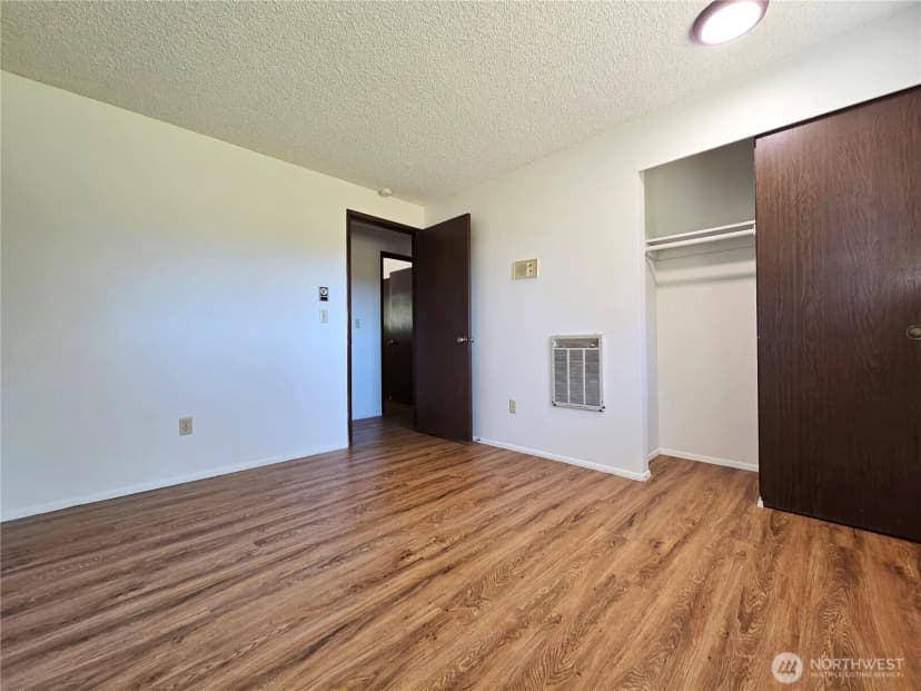 Property photo for 631 Brower Street, Forks photo 18