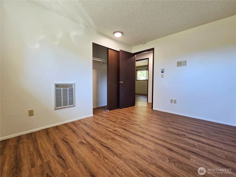 Property photo for 631 Brower Street, Forks photo 21