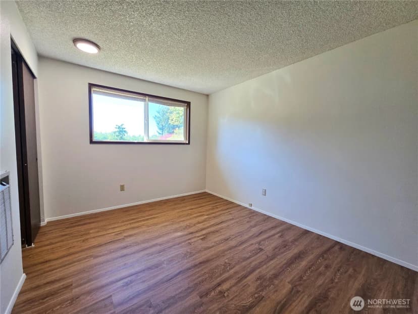 Property photo for 631 Brower Street, Forks photo 17