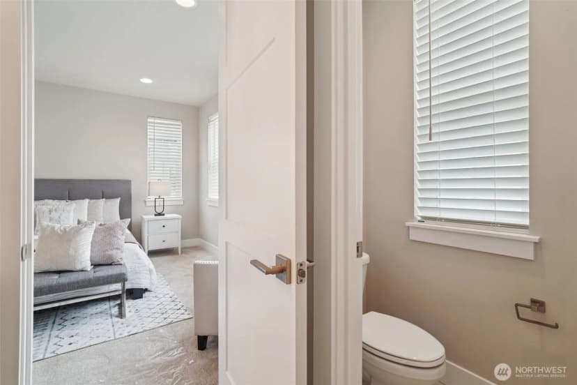 Property photo for 4275 Stossel Avenue, Carnation photo 16