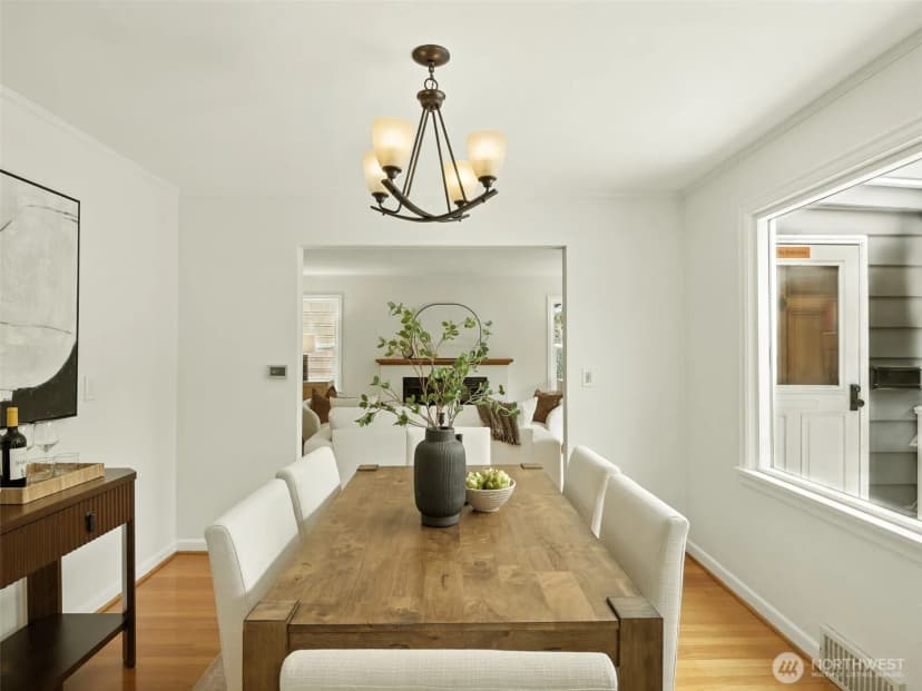 Property photo for 314 Ne 82nd Street, Seattle photo 8