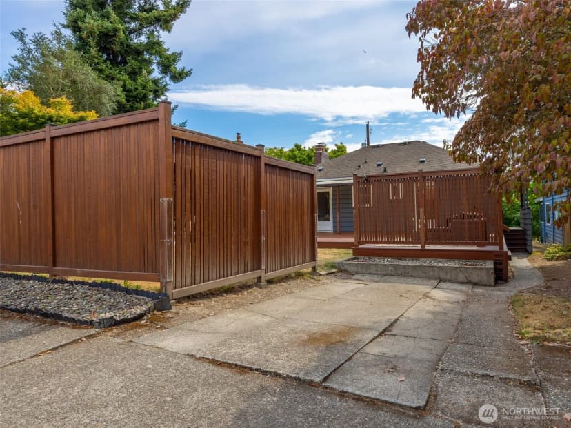 Property photo for 314 Ne 82nd Street, Seattle photo 36