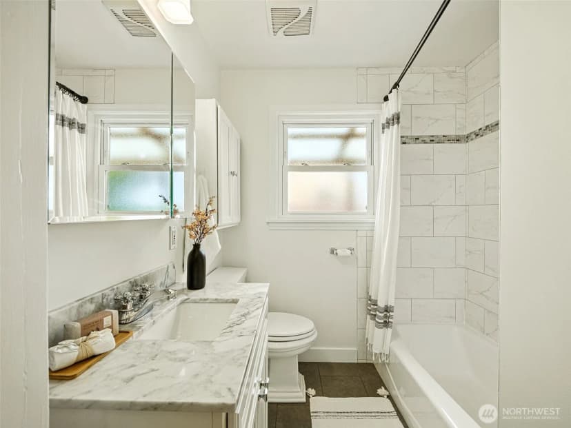 Property photo for 314 Ne 82nd Street, Seattle photo 17