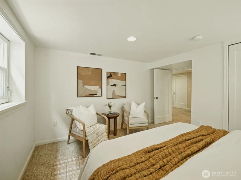 Property photo for 314 Ne 82nd Street, Seattle photo 24