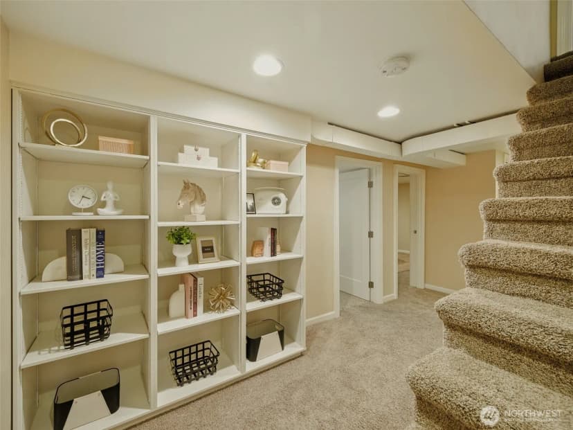 Property photo for 314 Ne 82nd Street, Seattle photo 20