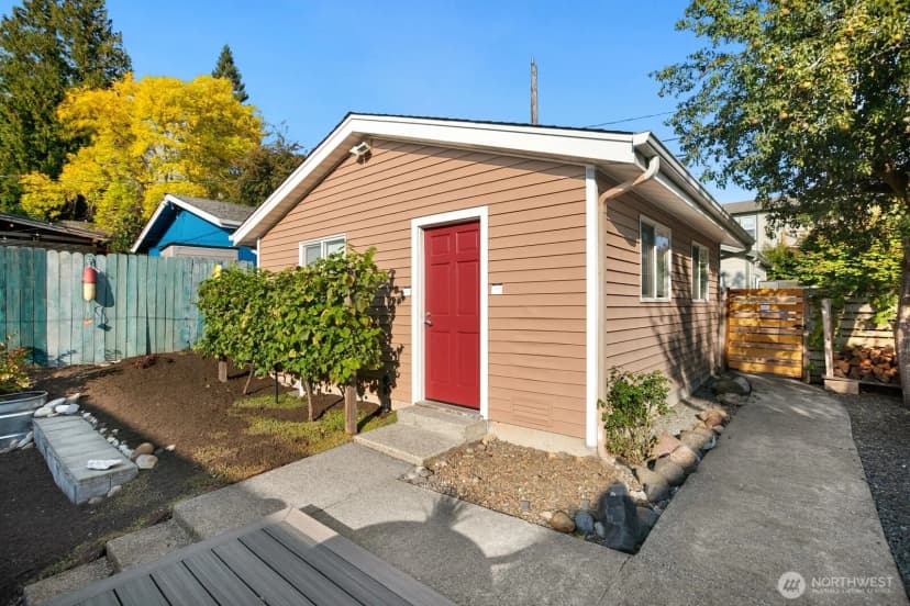 Property photo for 6024 48th Ave Sw, Seattle photo 31
