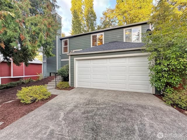 Property photo for 1814 Monterey Avenue Ne, Renton photo 3