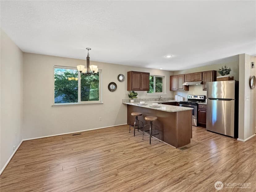 Property photo for 1814 Monterey Avenue Ne, Renton photo 9