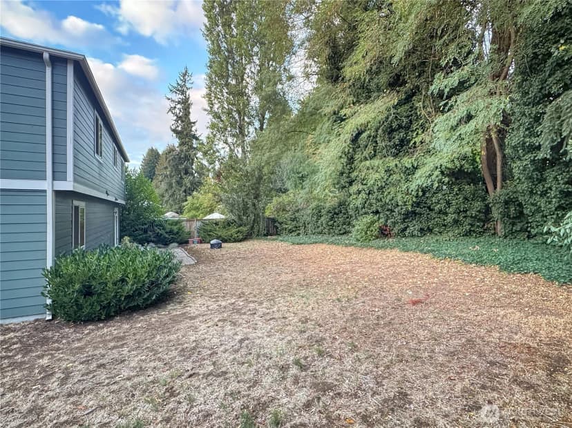 Property photo for 1814 Monterey Avenue Ne, Renton photo 28