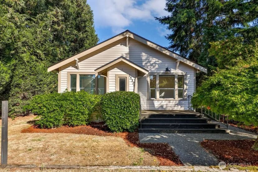 Property photo for 15324 4th Avenue Sw, Burien