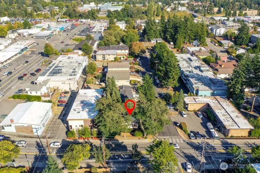 Property photo for 15324 4th Avenue Sw, Burien photo 24