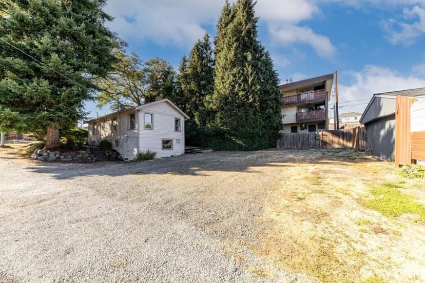 Property photo for 15324 4th Avenue Sw, Burien photo 21