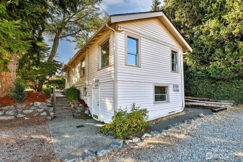 Property photo for 15324 4th Avenue Sw, Burien photo 19