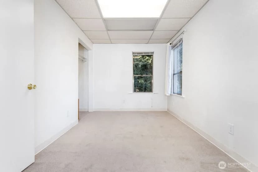 Property photo for 15324 4th Avenue Sw, Burien photo 10